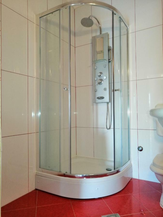 Apartman Rosanda Posedarje Ngoại thất bức ảnh