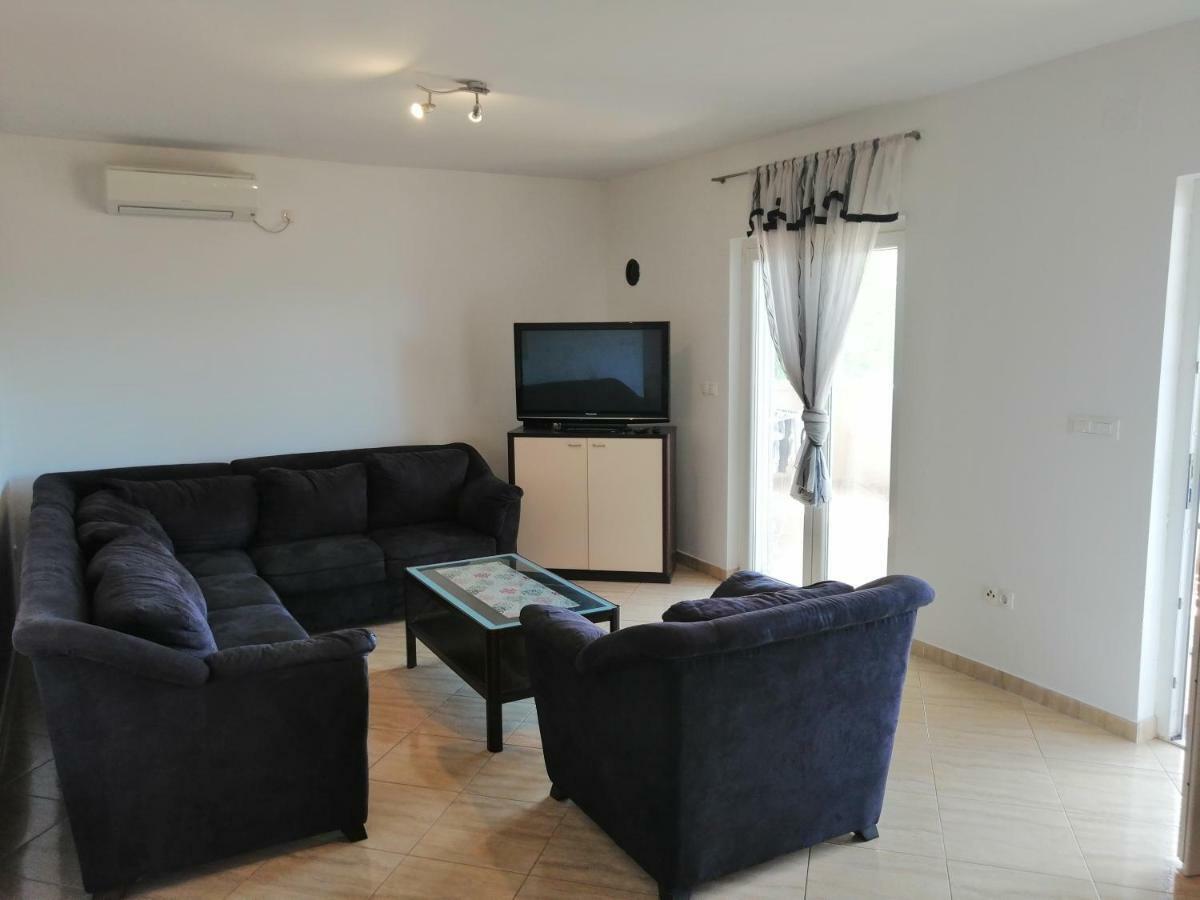 Apartman Rosanda Posedarje Ngoại thất bức ảnh